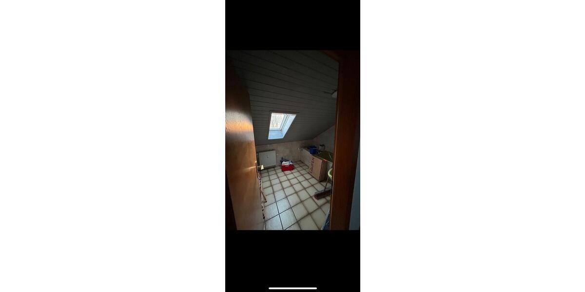 Etagenwohnung Gladbeck Brauck - 4 Zimmer, 147 m&sup2;, 1.000&euro; | Angebot:25975014