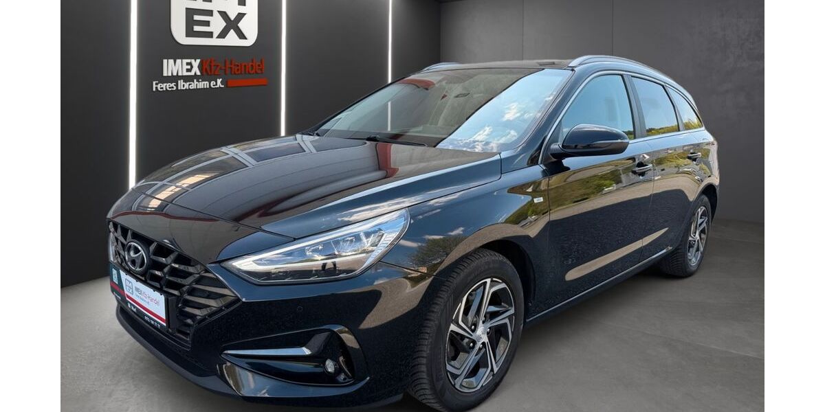 Hyundai i30 85.000 km 15.990 &euro; Marl 45772