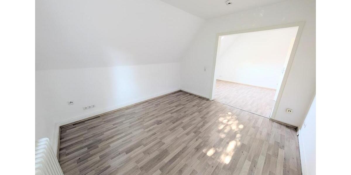 Dachgeschoßwohnung Marl Alt-Marl - 2 Zimmer, 61 m&sup2;, 425&euro; | Angebot:25335350