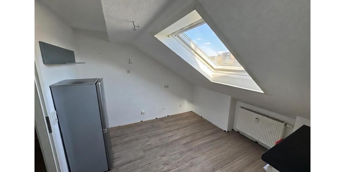 Dachgeschoßwohnung Gelsenkirchen Gelsenkirchen-West - 2 Zimmer, 47 m&sup2;, 350&euro; | Angebot:25532992