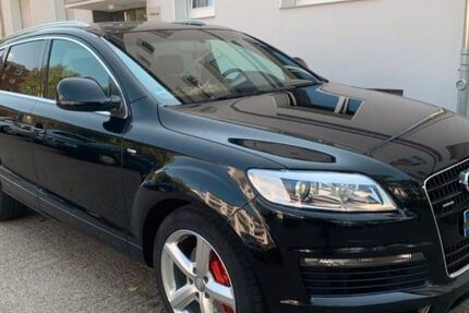 Audi Q7 241.000 km 10.700 &euro; Duisburg 47179