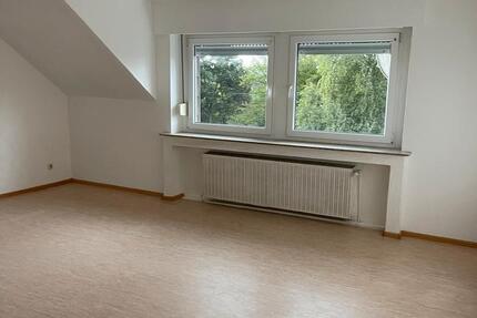Wohnung Oberhausen Rothebusch - 3 Zimmer, 92 m&sup2;, 900&euro; | Angebot:26256389