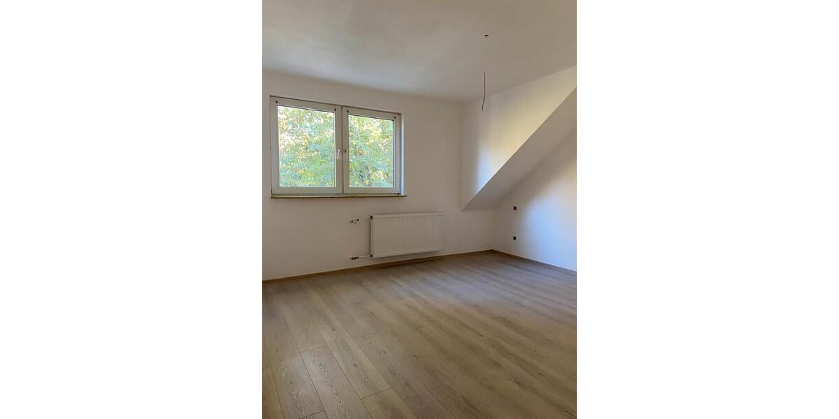 Dachgeschoßwohnung Herten Bertlich - 3.5 Zimmer, 64 m&sup2;, 625&euro; | Angebot:25749476