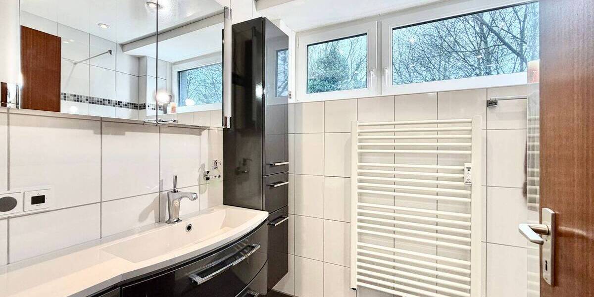 Etagenwohnung Mülheim an der Ruhr Broich - 3 Zimmer, 77 m&sup2;, 155.000&euro; | Angebot:26016582