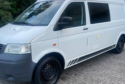 VW T5 Transporter 340.000 km 3.790 &euro; Duisburg 47058