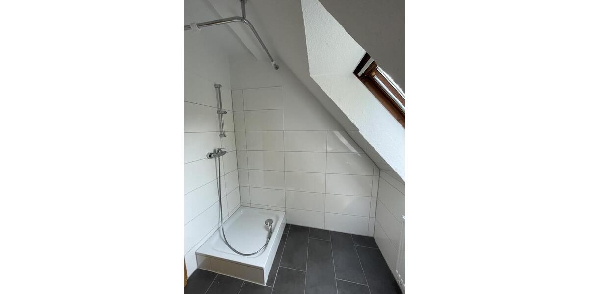 Dachgeschoßwohnung Herne Wanne - 2 Zimmer, 60 m&sup2;, 429&euro; | Angebot:26727938