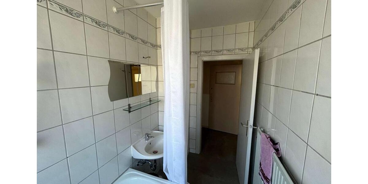 Etagenwohnung Gelsenkirchen Rotthausen - 2.5 Zimmer, 65 m&sup2;, 590&euro; | Angebot:26084399