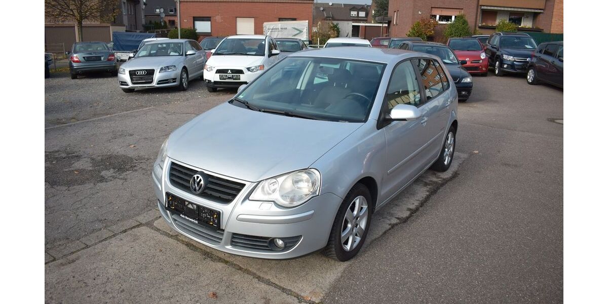 VW Polo 71.500 km 6.980 &euro; Oberhausen 46145