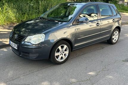 VW Polo 185.000 km 2.500 &euro; Duisburg 47169
