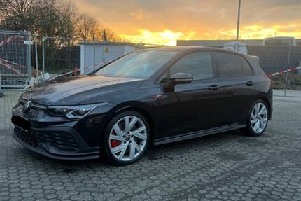 VW Golf 56.750 km 32.499 &euro; Oer-Erkenschwick 45739