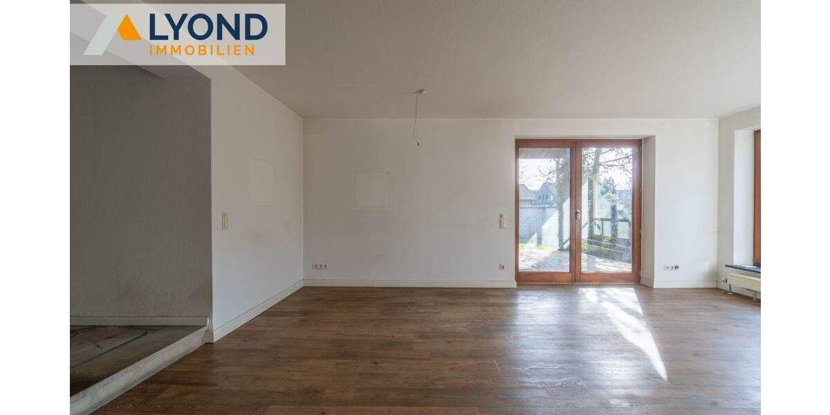 Mehrfamilienhaus, Wohnhaus Borken - 7 Zimmer, 250 m&sup2;, 395.000&euro; | Angebot:25676497
