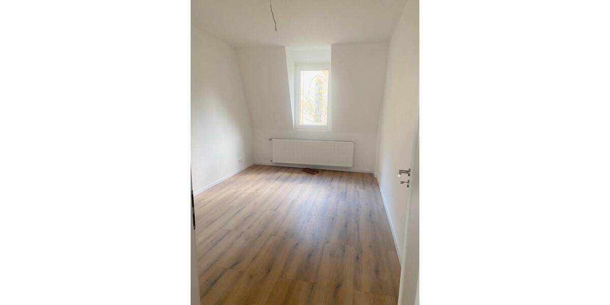 Dachgeschoßwohnung Mülheim an der Ruhr Rechtsruhr-Nord - 2 Zimmer, 55 m&sup2;, 860&euro; | Angebot:25793386