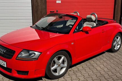 Audi TT 282.000 km 7.999 &euro; Bochum 44795