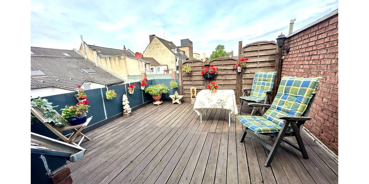 Mehrfamilienhaus, Wohnhaus Duisburg Alt-Hamborn - 6 Zimmer, 204 m&sup2;, 359.000&euro; | Angebot:26260675