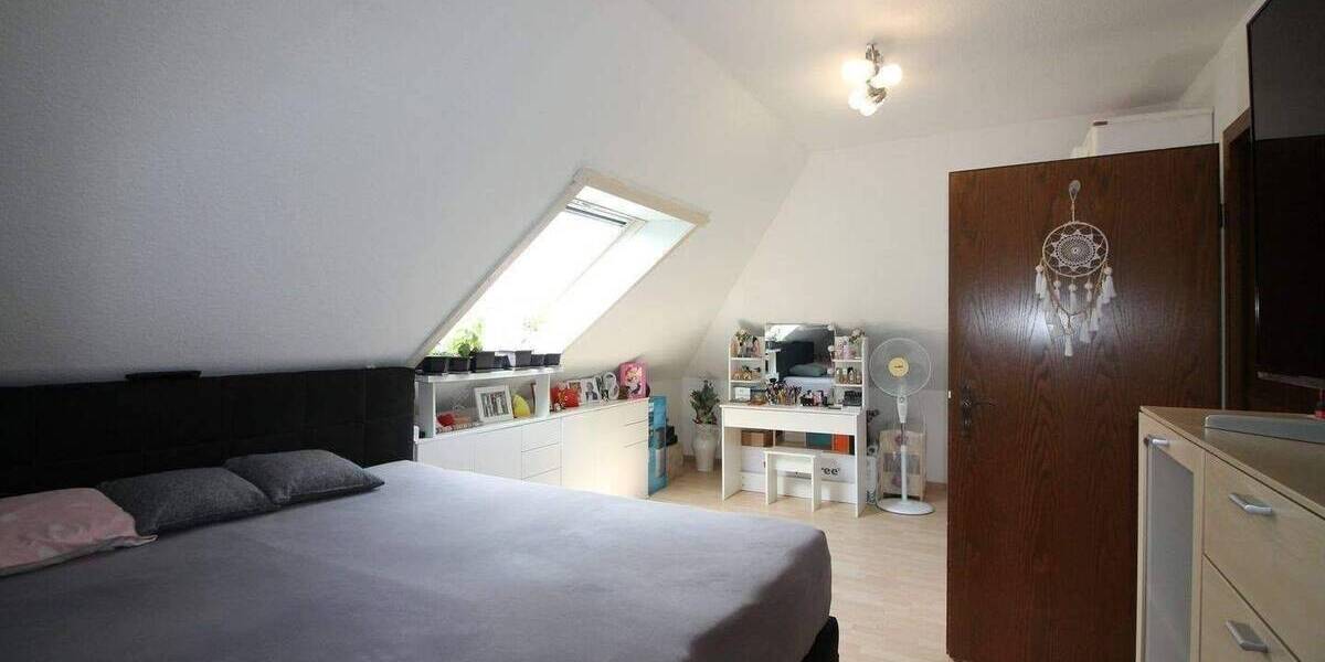 Mehrfamilienhaus, Wohnhaus Rheinberg Ossenberg - 7 Zimmer, 257 m&sup2;, 550.000&euro; | Angebot:25670152