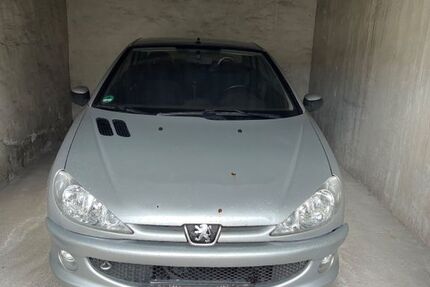 Peugeot 206 179.365 km 750 &euro; Oberhausen 46045