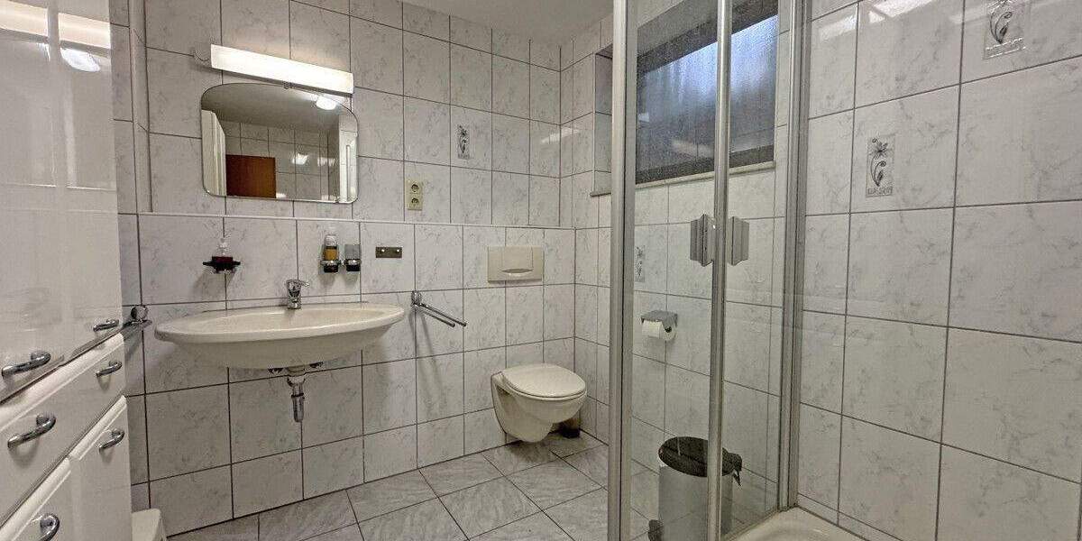 Bungalow Voerde Friedrichsfeld - 3 Zimmer, 123 m&sup2;, 790.000&euro; | Angebot:25878914