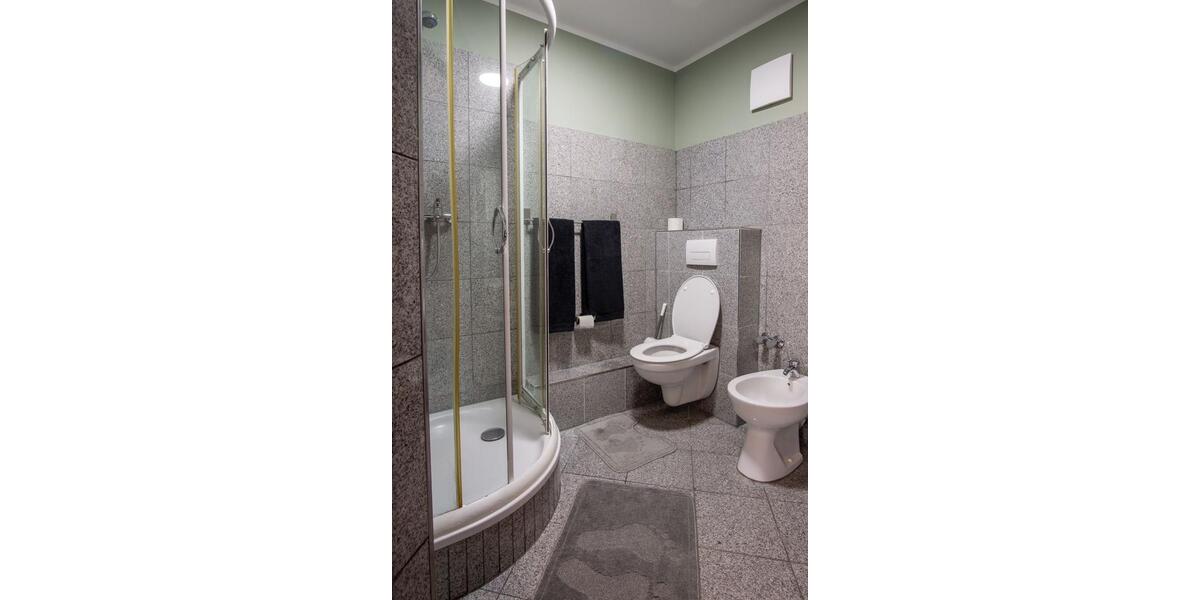 Etagenwohnung Duisburg - 1 Zimmer, 30 m&sup2;, 800&euro; | Angebot:26228252