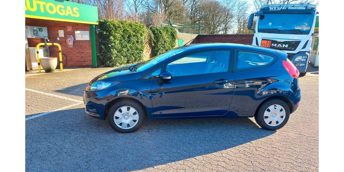 Ford Fiesta 92.000 km 3.850 &euro; Hamminkeln 46499