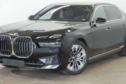 BMW 750 47.305 km 84.940 &euro; Bochum 44809