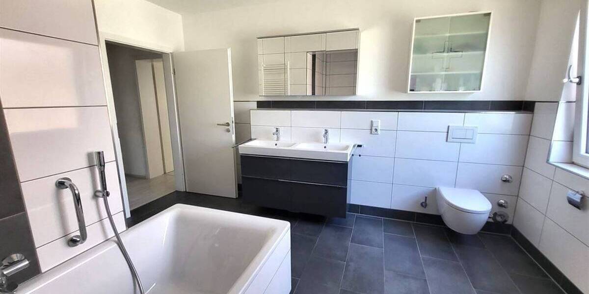 Mehrfamilienhaus, Wohnhaus Duisburg Aldenrade - 8 Zimmer, 268 m&sup2;, 885.000&euro; | Angebot:25678554