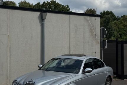 Jaguar S-Type 210.000 km 1.500 &euro; Duisburg 47199
