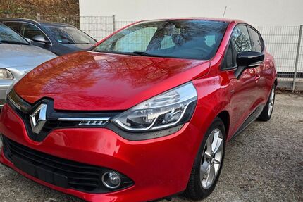 Renault Clio 136.000 km 6.300 &euro; Essen 45144