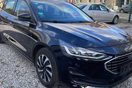 Ford Focus 68.000 km 15.980 &euro; Recklinghausen 45657