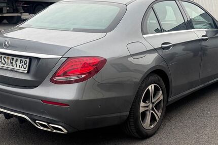 Mercedes-Benz E 220 208.000 km 18.700 &euro; Castrop Rauxel 44579