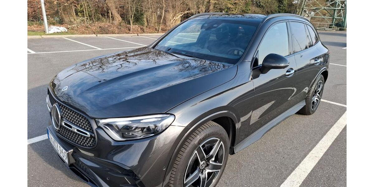 Mercedes-Benz GLC 220 63.000 km 51.480 &euro; Gelsenkirchen 45897