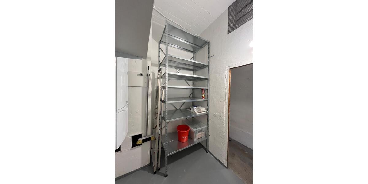 Etagenwohnung Essen Stadtbezirk II - 2 Zimmer, 1.100&euro; | Angebot:22261838