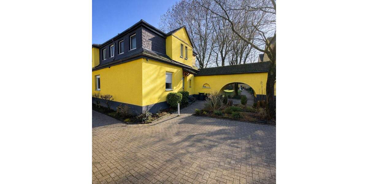 Etagenwohnung Gelsenkirchen Bismarck - 5 Zimmer, 100 m&sup2;, 195.000&euro; | Angebot:25815147