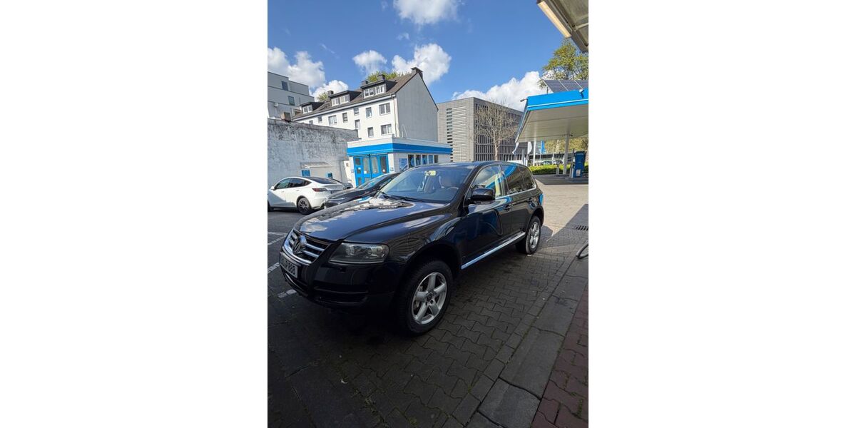 VW Touareg 237.000 km 8.299 &euro; Bochum 44789