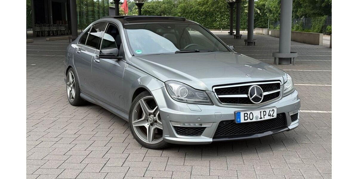 Mercedes-Benz C 250 256.395 km 12.850 &euro; Bochum 44787