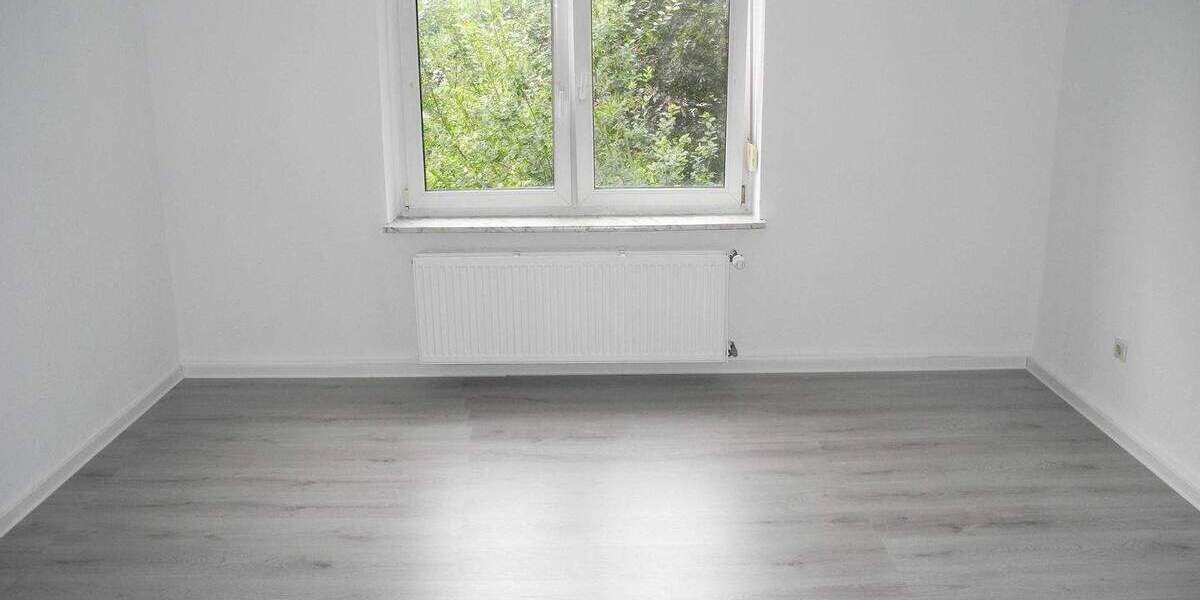 Etagenwohnung Herne Wanne - 2 Zimmer, 70 m&sup2;, 500&euro; | Angebot:25727605