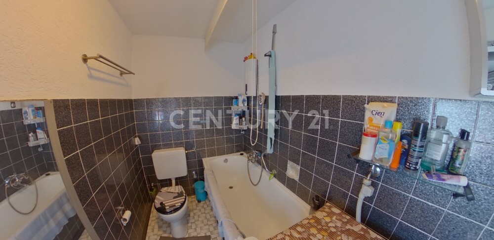 Aufgepasst! Entwicklungsfähiges Zinshaus mit angrenzendem Bau-Gewerbegrundstück - Mehrfamilienhaus, Wohnhaus Castrop-Rauxel Habinghorst Rauxel Habinghorst | Angebot:26770178