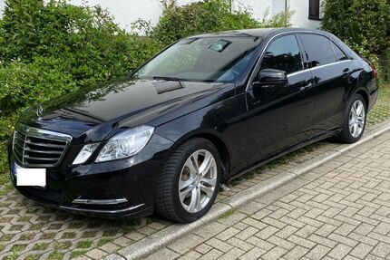 Mercedes-Benz E 220 178.000 km 10.900 &euro; Bochum 44809