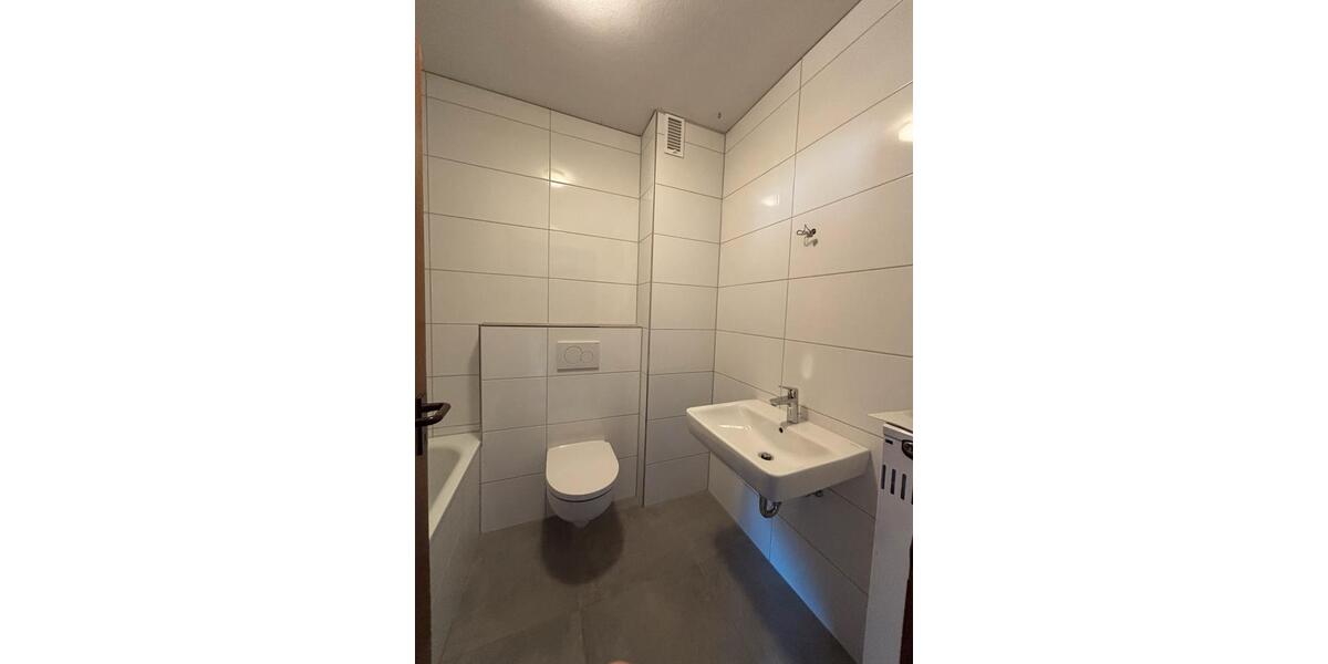 Etagenwohnung Voerde (Niederrhein) - 1.5 Zimmer, 44 m&sup2;, 425&euro; | Angebot:26049789