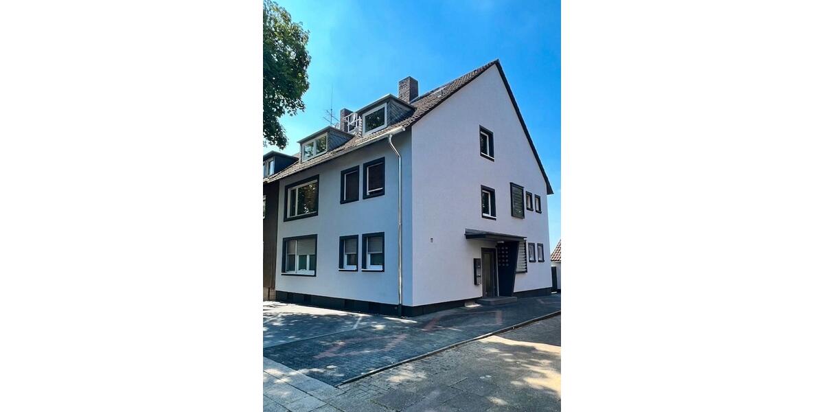 Dachgeschoßwohnung Essen Stadtbezirk III - 3 Zimmer, 77 m&sup2;, 1.050&euro; | Angebot:26028925