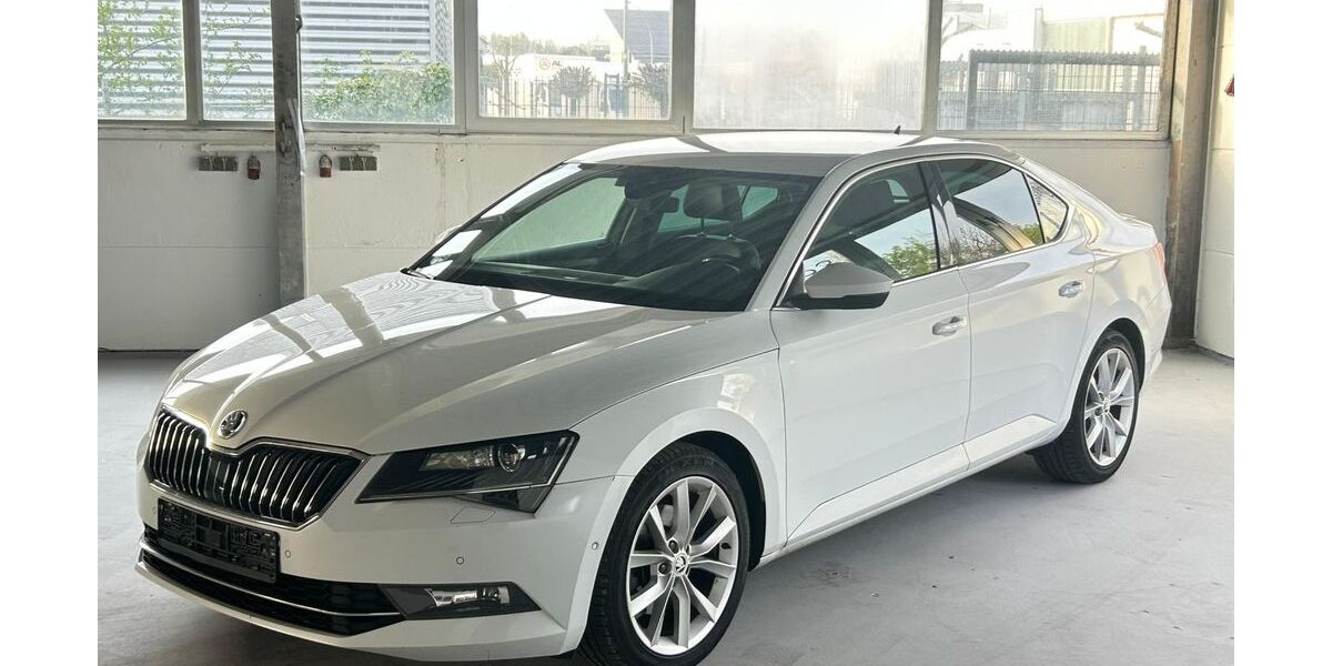 Skoda Superb 183.029 km 12.290 &euro; Borken 46325