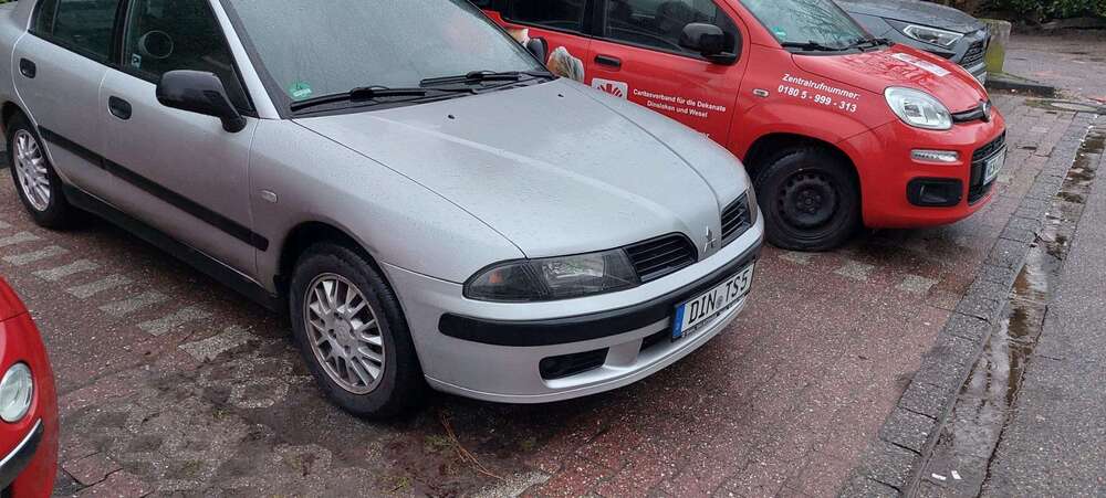 Mitsubishi Carisma 140.000 km 3.990 &euro; Voerde (Niederrhein) 46562