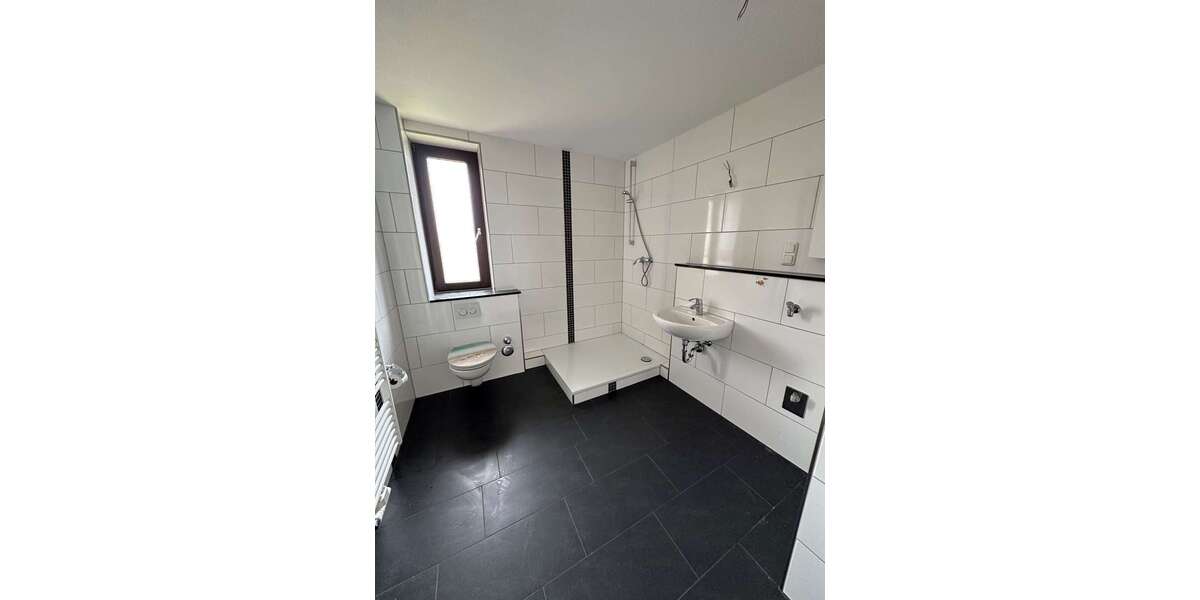 Etagenwohnung Oberhausen Alt-Oberhausen - 3.5 Zimmer, 65 m&sup2;, 396&euro; | Angebot:26156499