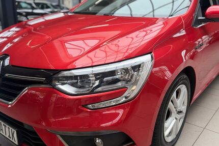 Renault Megane 81.000 km 12.890 &euro; Bottrop 46236