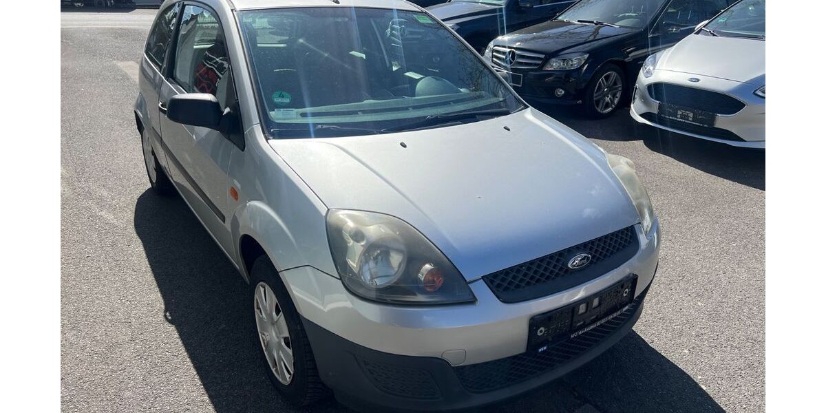 Ford Fiesta 125.000 km 1.999 &euro; Recklinghausen 45663