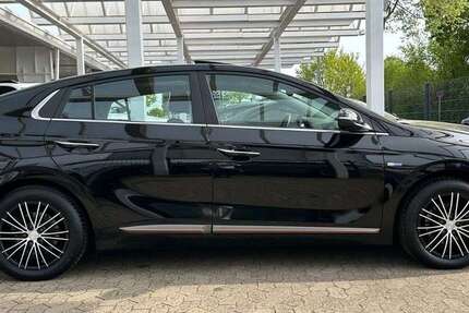 Hyundai IONIQ 148.000 km 10.950 &euro; Dinslaken 46539