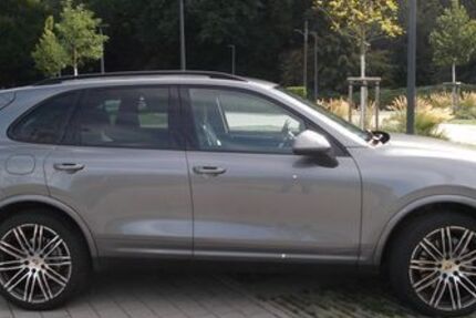 Porsche Cayenne 100.555 km 42.500 &euro; Bochum 44801