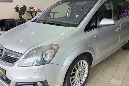 Opel Zafira 203.000 km 2.900 &euro; Recklinghausen 45661