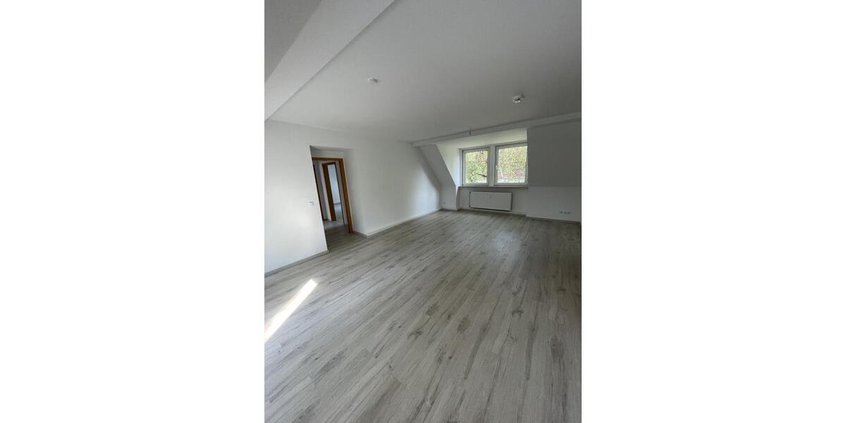 Dachgeschoßwohnung Herne Wanne - 2 Zimmer, 60 m&sup2;, 429&euro; | Angebot:26727938