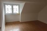Dachgeschoßwohnung Essen Stadtbezirk III - 2 Zimmer, 54 m&sup2;, 400&euro; | Angebot:26286772