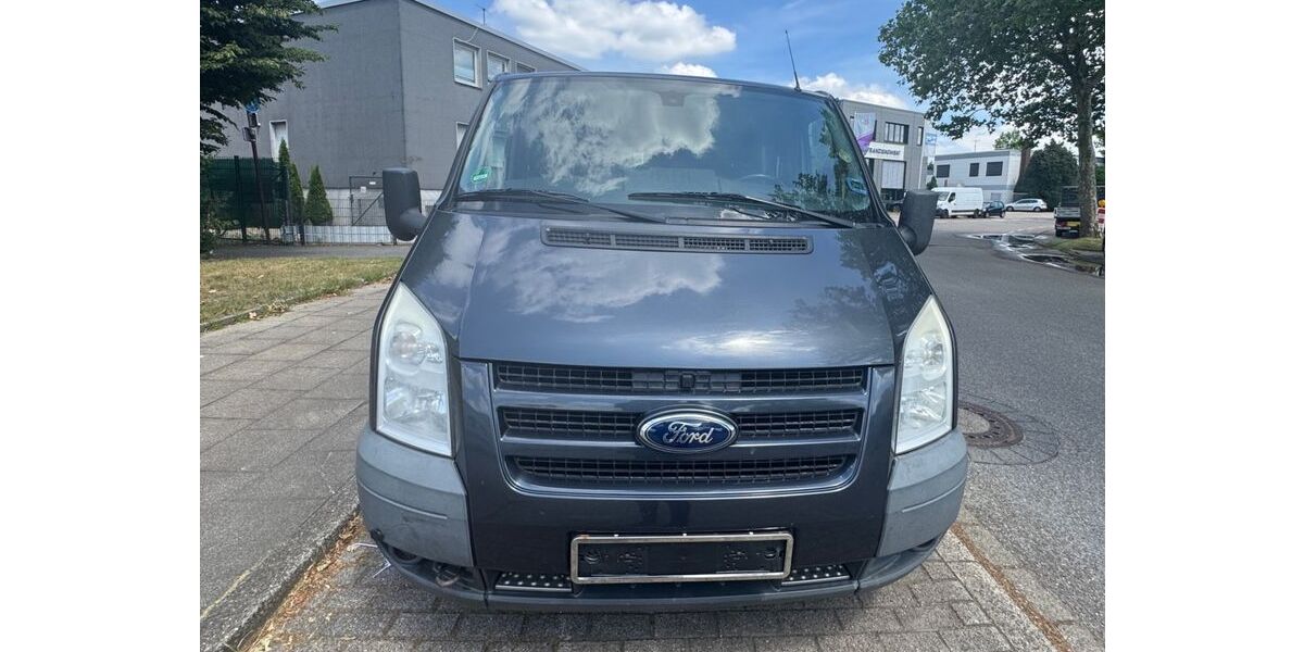 Ford Transit 220.000 km 6.900 &euro; Essen 45141